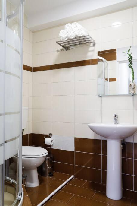 Cozy Apartment Near Airport Koropíon Extérieur photo